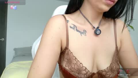 Snapshot of almatease chatting on March 25, 8:37 pm Alma online show from March 25, 8:37 pm