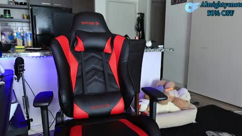 Snapshot of almightycnote chatting on March 27, 5:12 pm Almightycnote online show from March 27, 5:12 pm