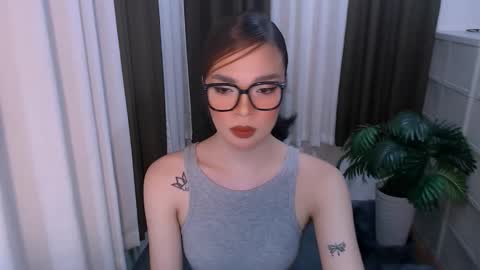 almira_scott online show from June 11, 11:52 am