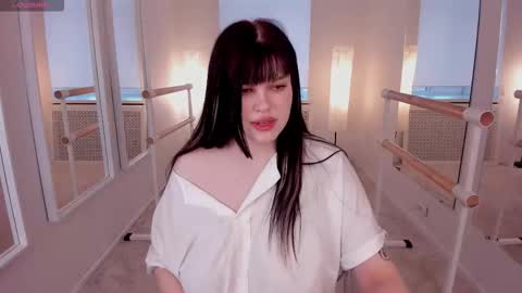 Olivia online show from October 3, 5:15 am
