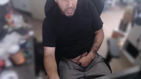 Snapshot of aloha_king chatting on December 8, 8:25 pm simplyfaded online show from December 8, 8:25 pm