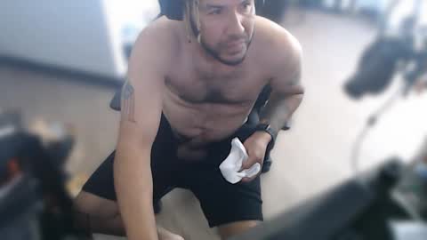 Snapshot of aloha_king chatting on March 6, 10:36 pm simplyfaded online show from March 6, 10:36 pm