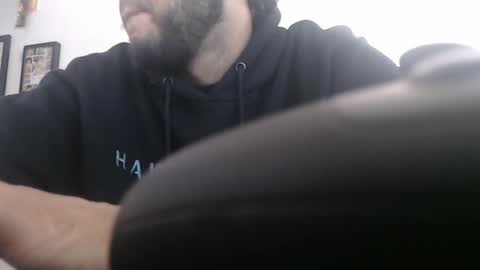 Snapshot of aloha_king chatting on March 22, 11:41 pm simplyfaded online show from March 22, 11:41 pm