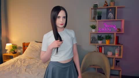 Alona online show from May 8, 7:08 pm