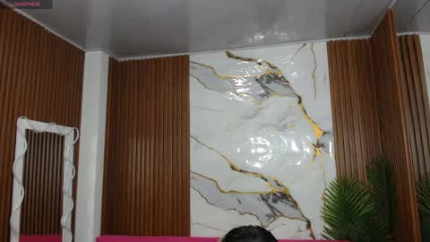Snapshot of alonddra_tay chatting on May 4, 11:39 am alonddra_tay online show from May 4, 11:39 am
