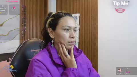 Snapshot of alonddra_tay chatting on June 10, 12:04 pm alonddra_tay online show from June 10, 12:04 pm