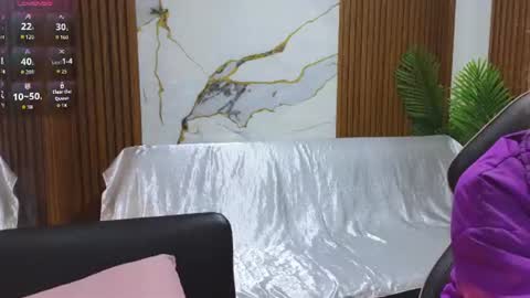 Snapshot of alonddra_tay chatting on July 2, 11:27 am alonddra_tay online show from July 2, 11:27 am