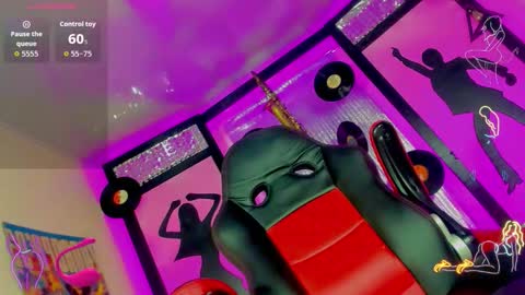 alondra_campbell online show from October 28, 3:21 am