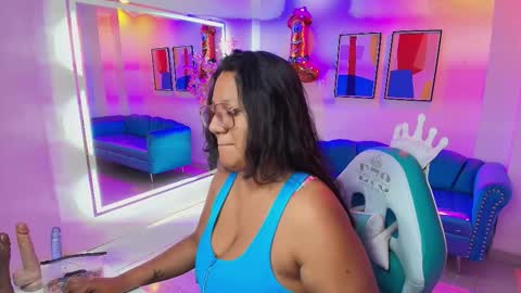 Alondra  online show from February 4, 4:07 am