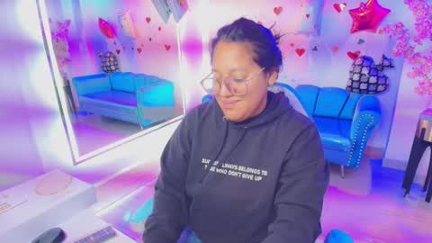 Alondra  online show from February 17, 3:47 am