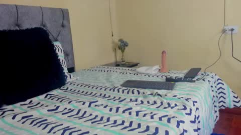 Alondra gomez online show from February 7, 12:17 pm
