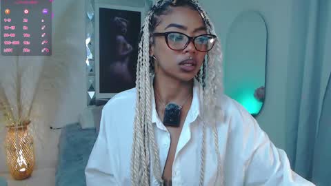 Alondra online show from May 6, 8:52 am
