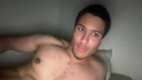 alonzo_12 online show from January 13, 6:59 pm