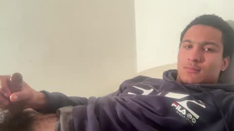 alonzo_12 online show from January 17, 10:12 pm