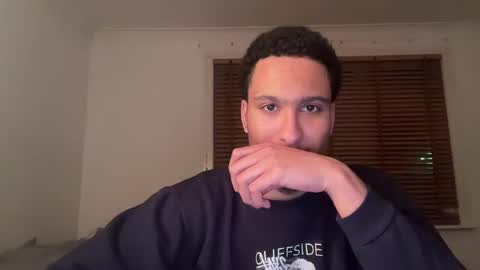 alonzo_12 online show from February 7, 8:31 pm