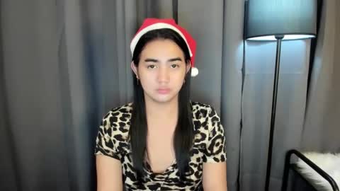 alovelydollnica online show from December 27, 5:20 am