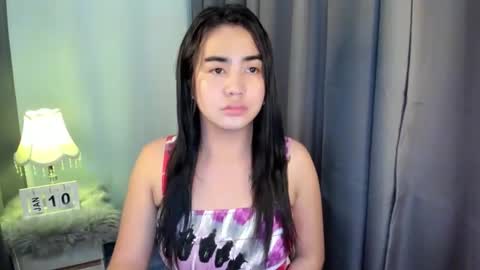 alovelydollnica online show from January 10, 10:06 am