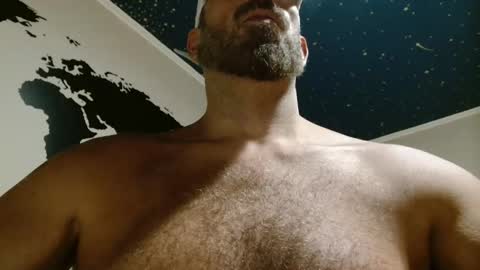 Snapshot of alph4beto chatting on October 18, 12:02 am ALPH4BETO online show from October 18, 12:02 am