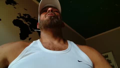 Snapshot of alph4beto chatting on October 25, 8:47 pm ALPH4BETO online show from October 25, 8:47 pm