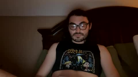 Snapshot of alpha_1992 chatting on May 18, 3:13 am Alphas Garden of Eden online show from May 18, 3:13 am