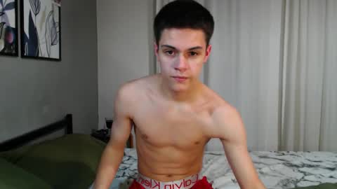 Snapshot of alpha__bro chatting on October 29, 12:57 am AlphaBro online show from October 29, 12:57 am