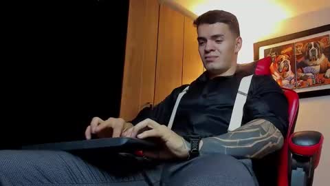 alpha_dominus_ online show from December 21, 4:52 am