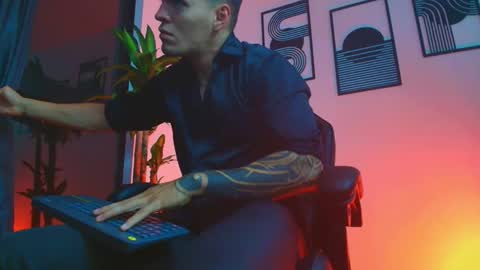 alpha_dominus_ online show from March 27, 8:37 am