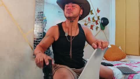 Snapshot of alpha_kong chatting on October 15, 1:06 am Alpha online show from October 15, 1:06 am