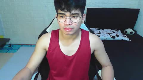 Snapshot of alpha_rider chatting on October 25, 11:29 am Angelo online show from October 25, 11:29 am