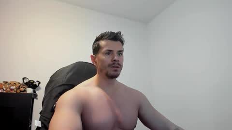 Snapshot of alphagodleatherking92 chatting on February 17, 12:12 pm LeatherMaster online show from February 17, 12:12 pm