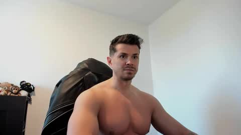 Snapshot of alphagodleatherking92 chatting on June 8, 7:42 am LeatherMaster online show from June 8, 7:42 am