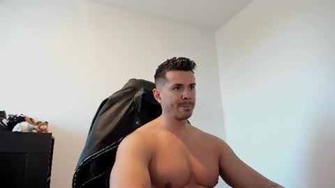 Snapshot of alphagodleatherking92 chatting on July 9, 7:01 am LeatherMaster online show from July 9, 7:01 am