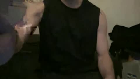 Snapshot of alphajosh chatting on January 31, 5:19 am alphajosh online show from January 31, 5:19 am