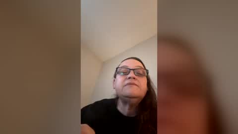 alphaluna709 online show from June 16, 1:25 pm