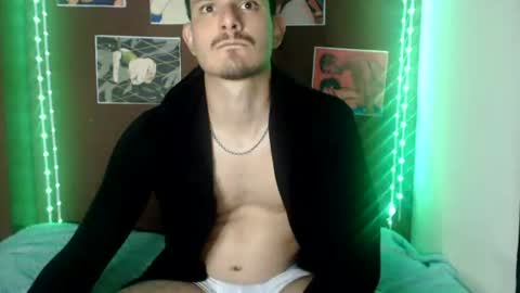 Snapshot of alphamercury chatting on June 14, 5:09 am alphamercury online show from June 14, 5:09 am