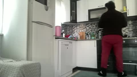 Snapshot of alphandre chatting on January 16, 7:28 am AlphAndre online show from January 16, 7:28 am