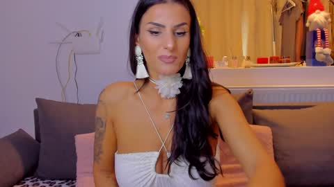 Michelle online show from November 24, 10:37 am