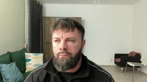 Snapshot of alphasparks chatting on December 2, 3:37 am Jhonny online show from December 2, 3:37 am