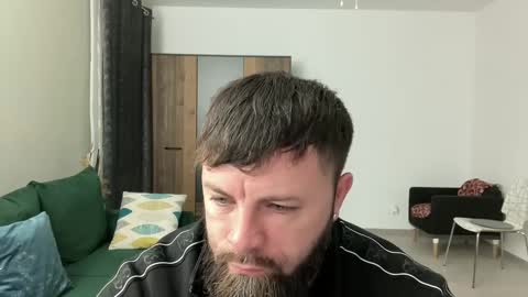 Snapshot of alphasparks chatting on December 3, 4:03 am Jhonny online show from December 3, 4:03 am