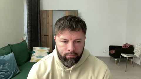 Snapshot of alphasparks chatting on December 12, 7:30 am Jhonny online show from December 12, 7:30 am