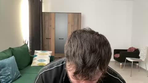 Snapshot of alphasparks chatting on December 16, 6:43 am Jhonny online show from December 16, 6:43 am