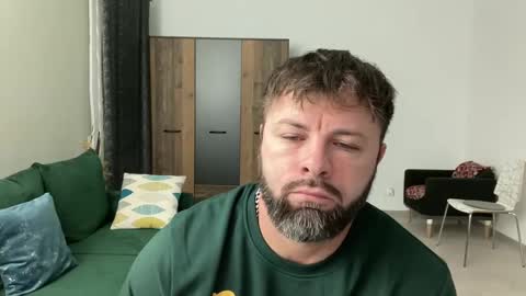 Snapshot of alphasparks chatting on December 18, 3:58 am Jhonny online show from December 18, 3:58 am