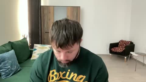 Snapshot of alphasparks chatting on December 18, 7:04 am Jhonny online show from December 18, 7:04 am