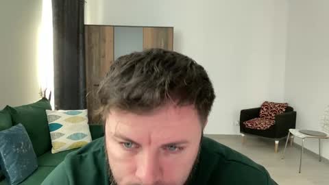 Snapshot of alphasparks chatting on December 19, 7:40 am Jhonny online show from December 19, 7:40 am