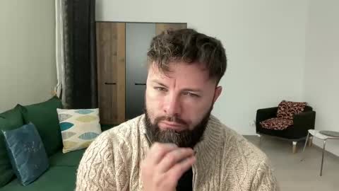 Snapshot of alphasparks chatting on January 6, 3:53 am Jhonny online show from January 6, 3:53 am