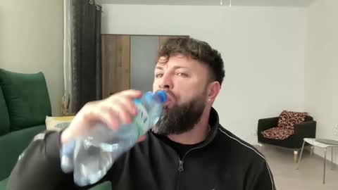 Snapshot of alphasparks chatting on January 23, 3:58 am Jhonny online show from January 23, 3:58 am