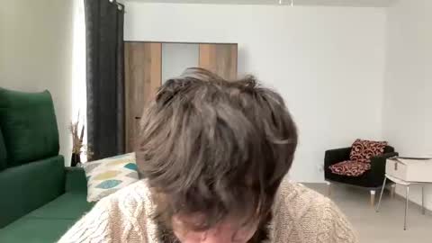 Snapshot of alphasparks chatting on February 17, 6:42 am Jhonny online show from February 17, 6:42 am