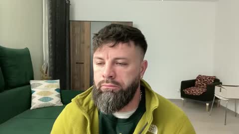 Snapshot of alphasparks chatting on February 21, 3:34 am Jhonny online show from February 21, 3:34 am