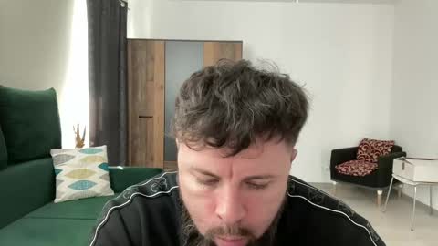 Snapshot of alphasparks chatting on March 3, 7:43 am Jhonny online show from March 3, 7:43 am