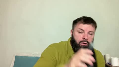 Snapshot of alphasparks chatting on October 10, 3:05 am Jhonny online show from October 10, 3:05 am